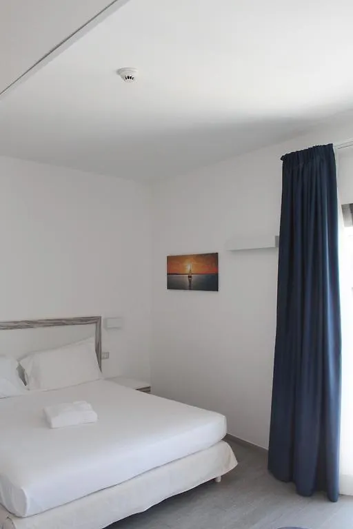 Hotel Miramare Marina di Ragusa 4*,