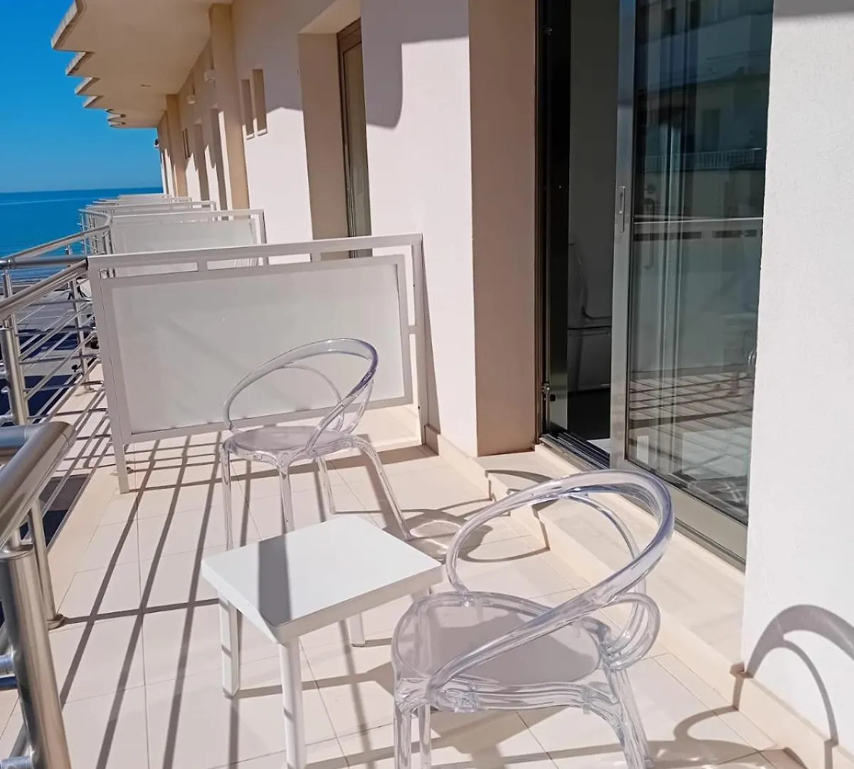 Hotel Miramare Marina di Ragusa 4*,  Italia