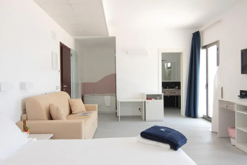 Hotel Miramare Marina di Ragusa 4*,